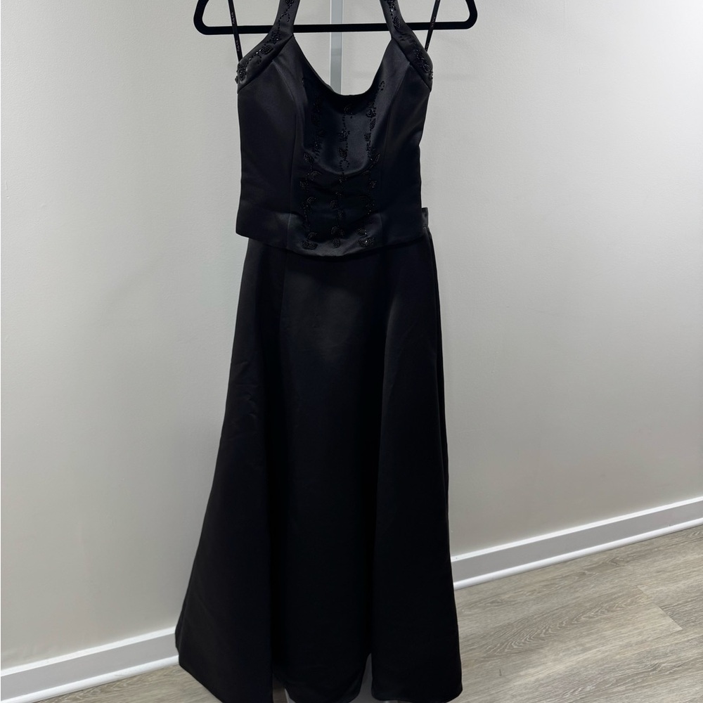 Elegant Black Halter Wedding Dress